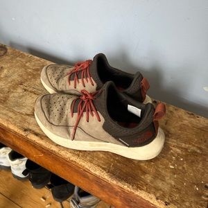 Men’s north face sneakers